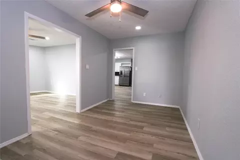 Living - 916 N Lee St, Altus, OK 73521 photo 3 of 6