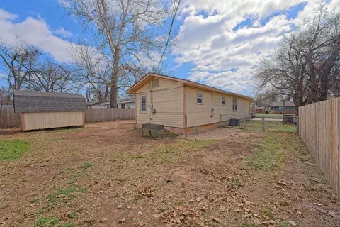 Other - 616 E Maple Ave, Stillwater, OK 74074 photo 2 of 6
