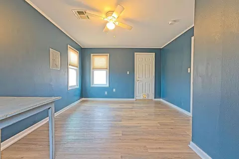 Living - 616 E Maple Ave, Stillwater, OK 74074 photo 3 of 3