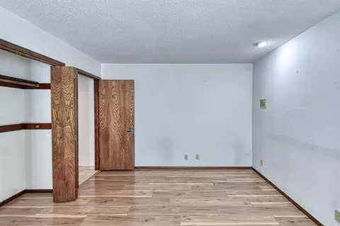 Bedroom - 1609 E Post Oak Rd, Norman, OK 73072 photo 4 of 4