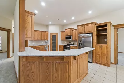 Kitchen - 6905 Rolling Mdws, Tuttle, OK 73089 photo 1 of 7