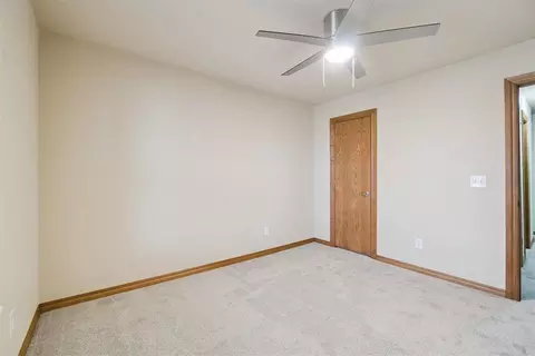 Bedroom - 6905 Rolling Mdws, Tuttle, OK 73089 photo 7 of 8