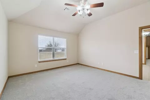Bedroom - 6905 Rolling Mdws, Tuttle, OK 73089 photo 4 of 8