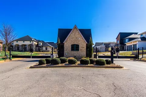 13400 Emerald Island Dr, Oklahoma City, OK 73142