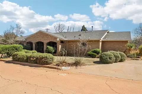 8500 N Arlington Dr, Oklahoma City, OK 73132