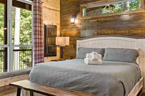 Bedroom - 7 Blue Maple Trl, Broken Bow, OK 74728 photo 1 of 5