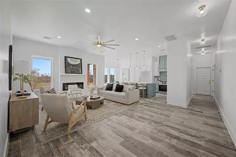 2437 Canyon Cir, Blanchard, OK 73010