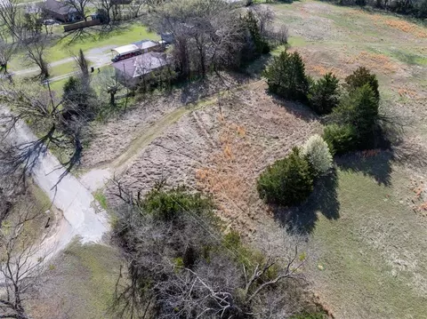 211 Tully Dr, Tecumseh, OK 74873 photo 6