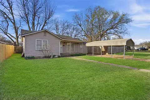412 W Harrison St, Mangum, OK 73554