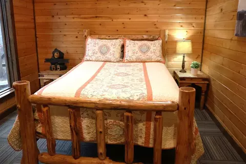 Bedroom - 3 Flameleaf Ln, Broken Bow, OK 74728 photo 4 of 4
