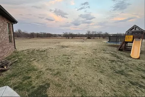 Exterior - 2045 E Rock Creek Rd, Tuttle, OK 73089 photo 6 of 7