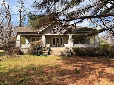 1429 Seran Dr, Wewoka, OK 74884