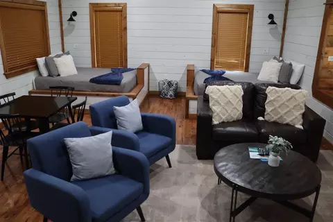 Living - 135 Black Jack Trl, Broken Bow, OK 74728 photo 4 of 4