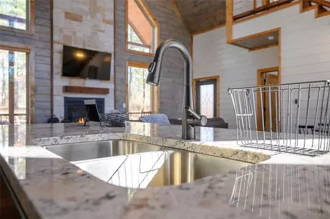 Kitchen - 135 Black Jack Trl, Broken Bow, OK 74728 photo 4 of 4