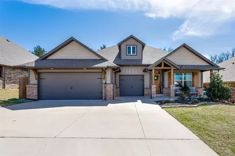 8008 Sweetgum St, Edmond, OK 73034