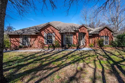 6505 Applewood Dr, Edmond, OK 73034