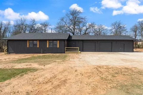 30499 E Hill Ct, Tecumseh, OK 74873