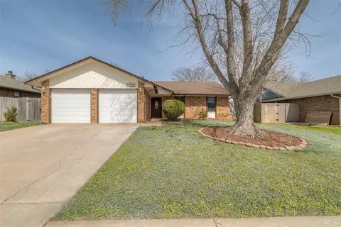 1709 SE 13th St, Moore, OK 73160