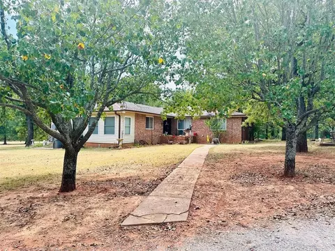 19250 Flat Armadillo Rd, Wanette, OK 74878