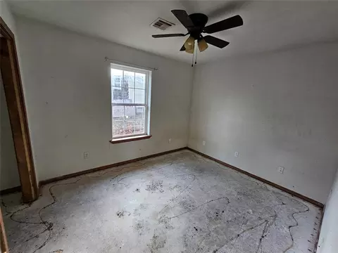 416 E Washington St, Tecumseh, OK 74873 photo 2