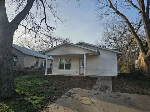 416 E Washington St, Tecumseh, OK 74873