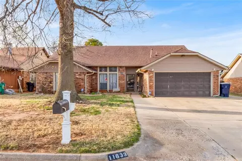 11633 SW 4th St, Yukon, OK 73099