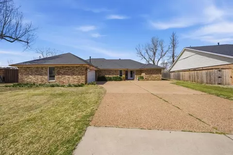 7429 NW 116th St, Oklahoma City, OK 73162