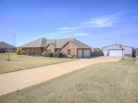 25096 Emerald Way, Cashion, OK 73016