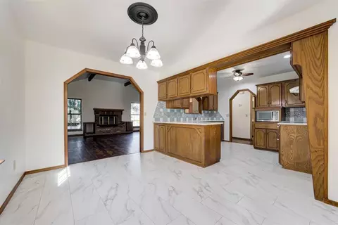 1908 Raquel Rd, Edmond, OK 73003 photo 9