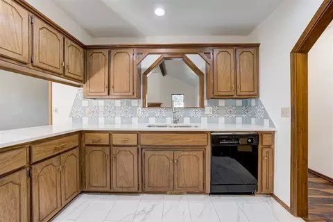 1908 Raquel Rd, Edmond, OK 73003 photo 12