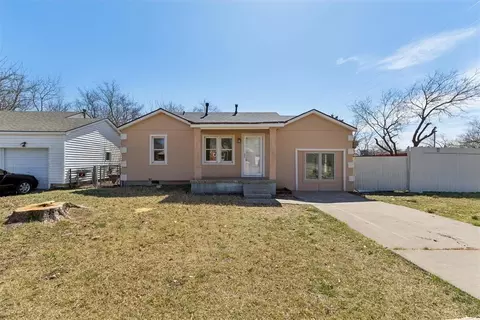 1044 SW 49th St, Oklahoma City, OK 73109