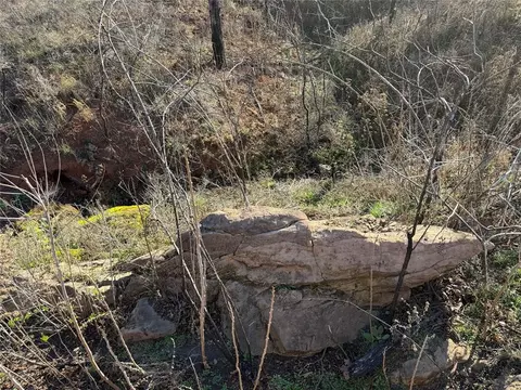 4028 S Tranquil Ter, Guthrie, OK 73044