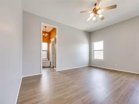 Living - 16100 Ledge Ln, Edmond, OK 73013 photo 5 of 8