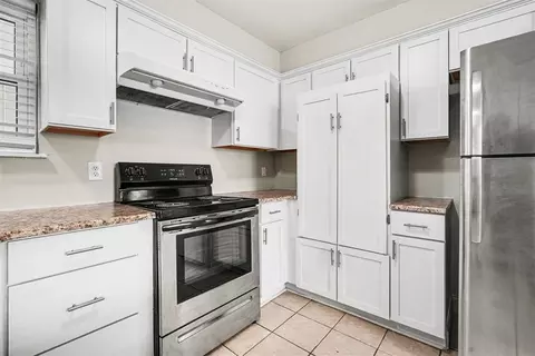 Kitchen - 1104 NE 5th St, Moore, OK 73160 photo 2 of 3