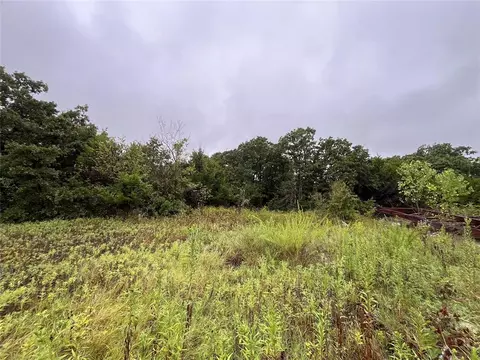 210 Amber Rdg, Shawnee, OK 74801