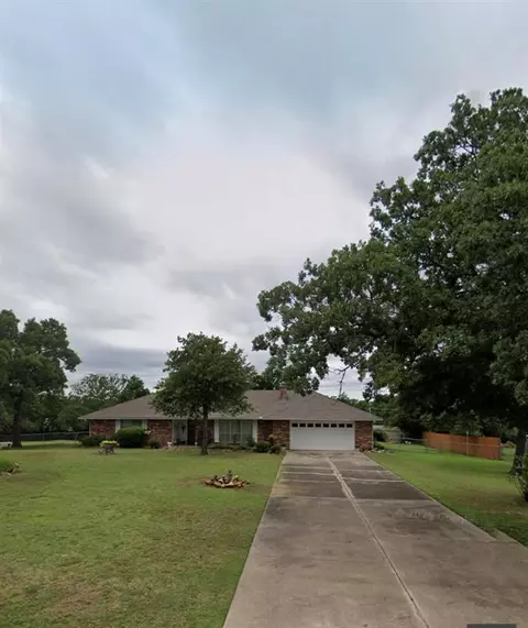 1765 E Circle Dr, Choctaw, OK 73020