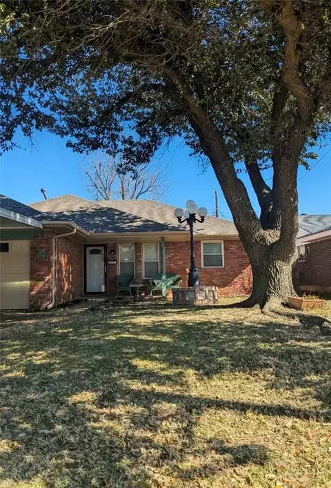 7112 S Winston Way, Oklahoma City, OK 73139