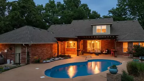 16316 Cobblestone Cir, Choctaw, OK 73020