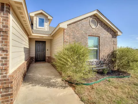 Exterior - 5329 Kye Dr, Tuttle, OK 73089 photo 3 of 7