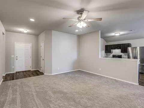 Living - 5329 Kye Dr, Tuttle, OK 73089 photo 4 of 7