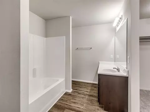 Bath - 5329 Kye Dr, Tuttle, OK 73089 photo 1 of 4