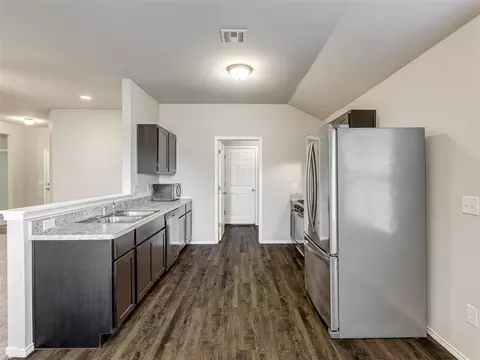 Kitchen - 5329 Kye Dr, Tuttle, OK 73089 photo 1 of 6