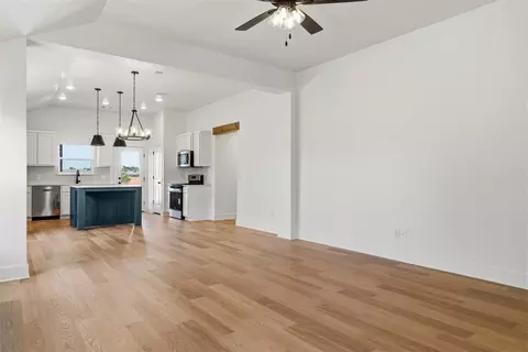 Living - 3719 Eureka Dr, Norman, OK 73069 photo 1 of 4
