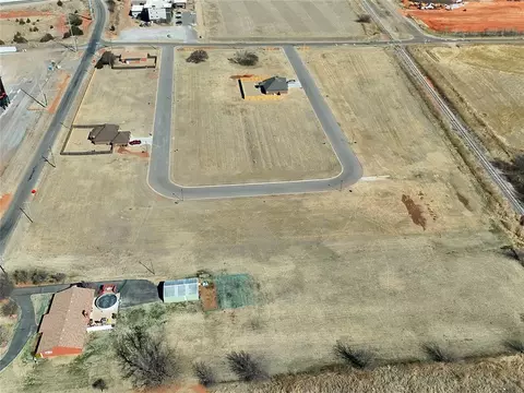 3 Flintlock Trl, Clinton, OK 73601 photo 4