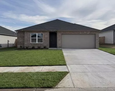 2021 Chandler Meadows Dr, Chandler, OK 74834