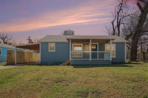 1907 W Oklahoma Ave, Guthrie, OK 73044