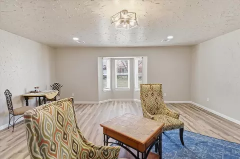 Living - 705 E Benton Ave, Sayre, OK 73662 photo 4 of 5