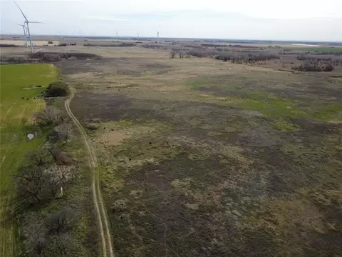 Country Road 450, Aline, OK 73716