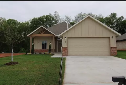 130 Mountain Laurel Way, Noble, OK 73068