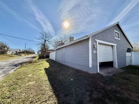 Other - 626 N Main St, Cement, OK 73017 photo 7 of 15